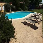 Kenguru Panzio Es Csarda