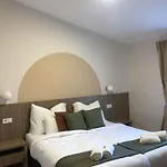Kenguru Panzio Es Csarda Hotel