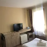 Hotel Kenguru Panzio 3*