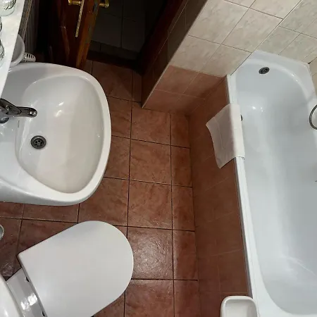 Hotel Kenguru Panzio 3*