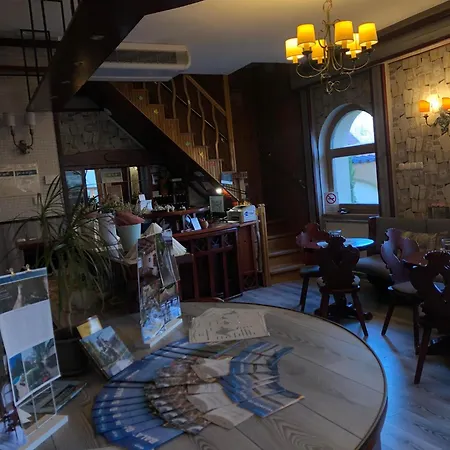 Hotel Kenguru Panzio
