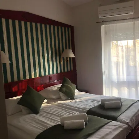 Hotel Kenguru Panzio