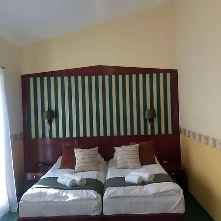 Kenguru Panzio Hotel Hodmezovasarhely