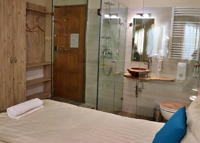 Hotel Kenguru Panzio Es Csarda